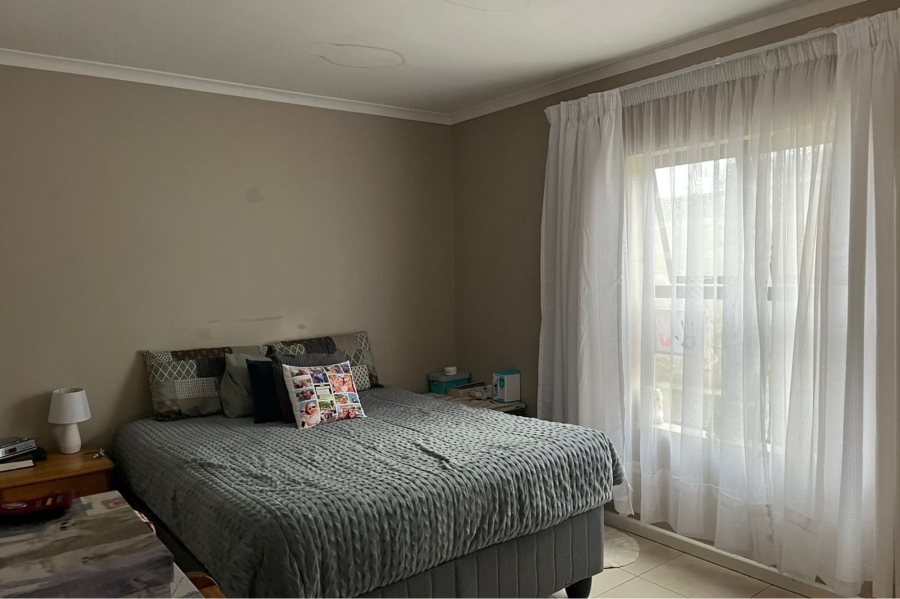 To Let 2 Bedroom Property for Rent in Brackenfell South Western Cape